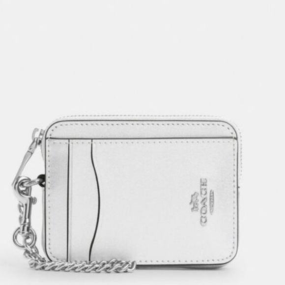Coach Handbags - NWT Coach Zip Card Case